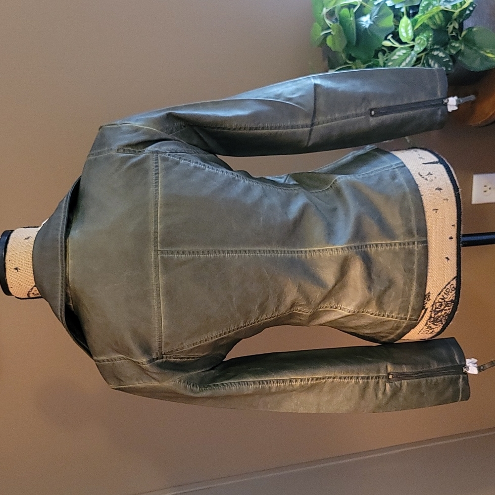 MAXSTUDIO Washed Olive Faux Leather Moto Jacket Size XS - Picture 6 of 14